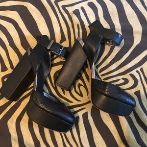 Platform heels🎉sale🎈sale